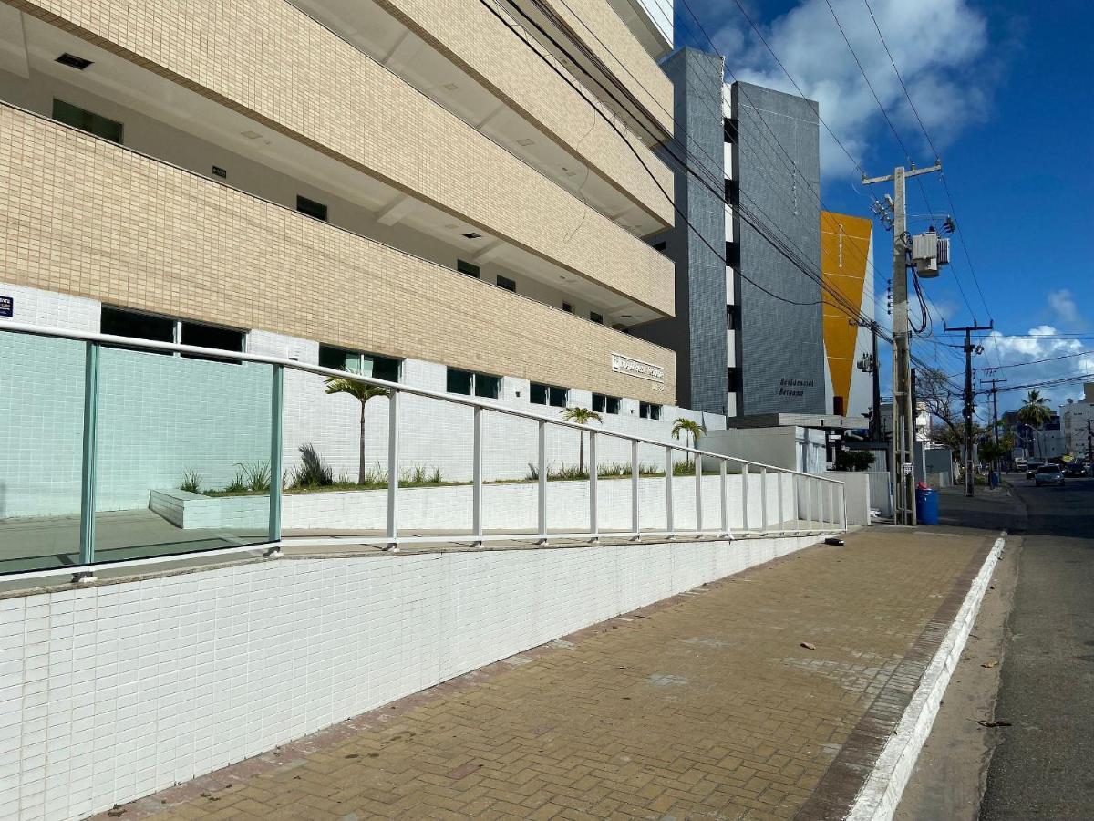 Bela Hospedagem - Flat Pe Na Areia No Bessa Com Vista Incrivel Do Mar Жуан-Песоа Экстерьер фото